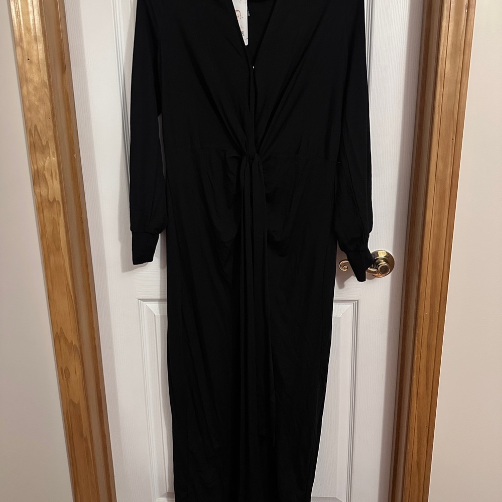 Elegant Black Long Sleeve Dress